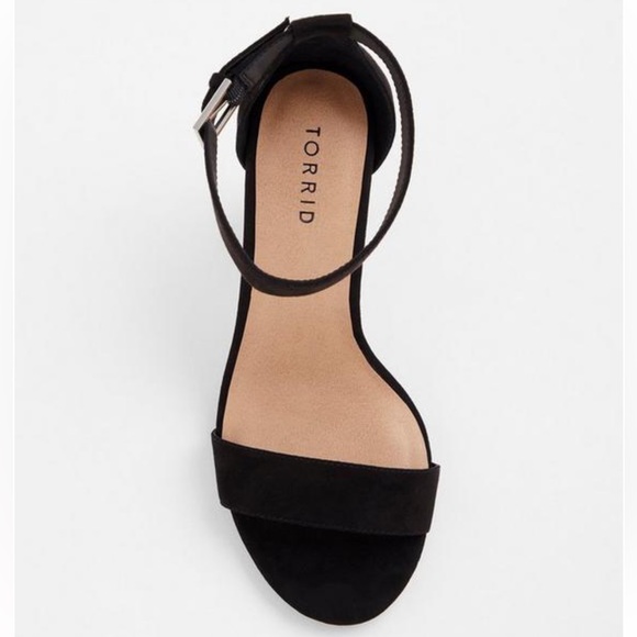 Brand new never been worn black two strap tapered heel 4 inch size 12 wide - Picture 3 of 5